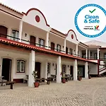 Patio Da Figueira Гостевой дом Торреш-Ведраш