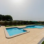 Patio Da Figueira 托里什韦德拉什