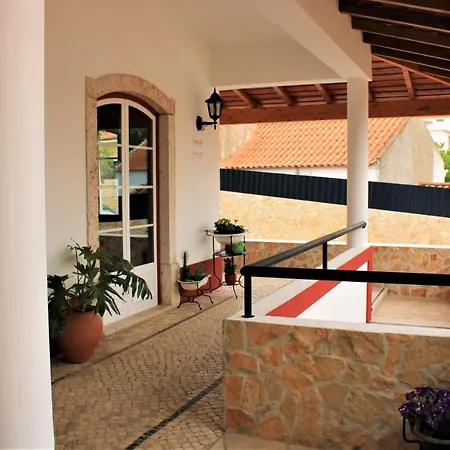 Pátio Da Figueira Pensión 3*