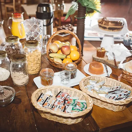 Pátio Da Figueira Pensión 3*