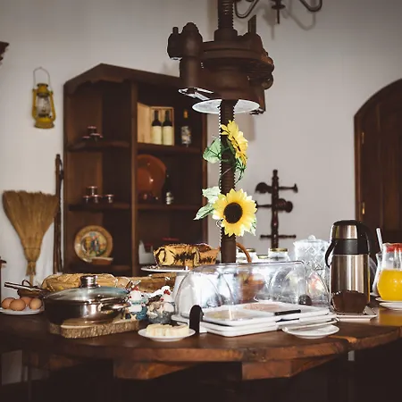 Pensión Pátio Da Figueira 3*