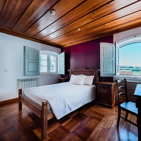 Pátio Da Figueira Pensión Torres Vedras