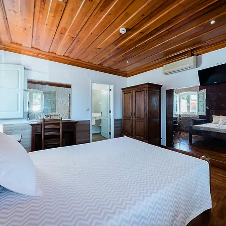 Pátio Da Figueira Pensión Torres Vedras