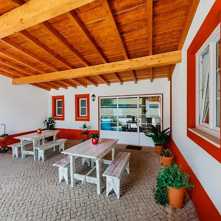 Pátio Da Figueira Pensión 3*