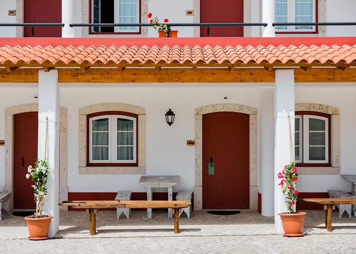 Patio Da Figueira 托里什韦德拉什